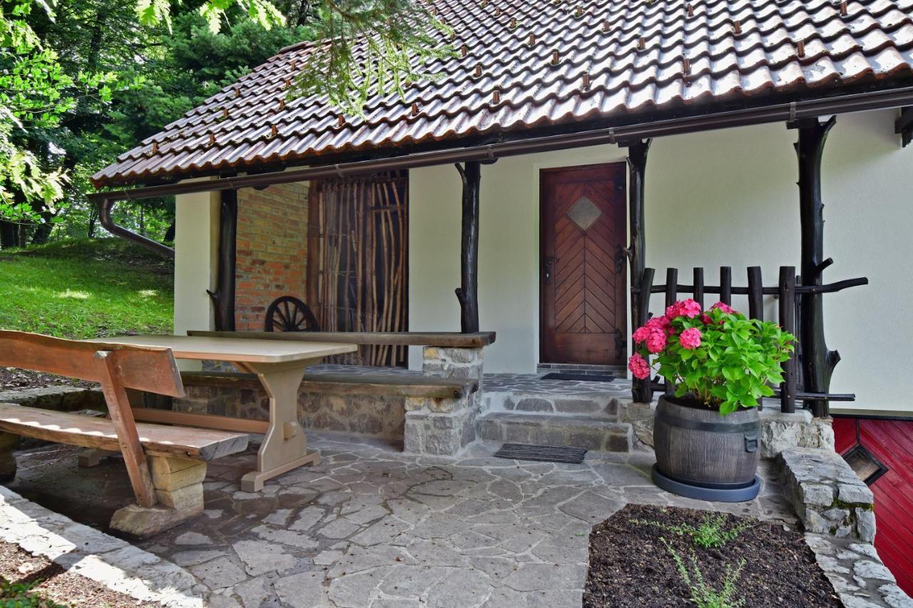 Vila Forest House Vrhnika Exteriér fotografie